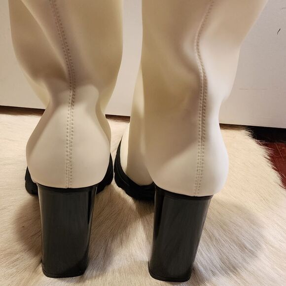 Alexander McQueen Women's High Heel Boots Zip Up NWOT - Never Worn - GO GO Party - Picture 7 of 8